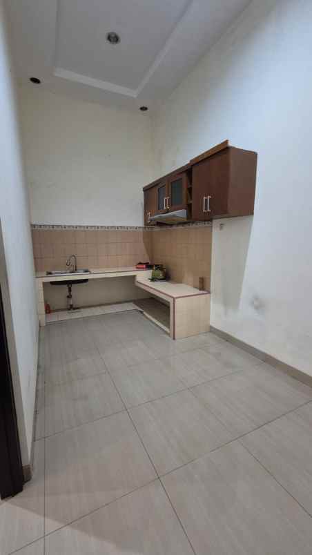 dijual rumah pondok gading utama kelapa