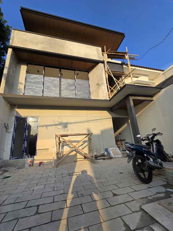 dijual rumah pondok kelapa