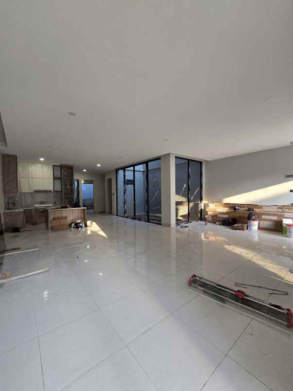 dijual rumah pondok kelapa