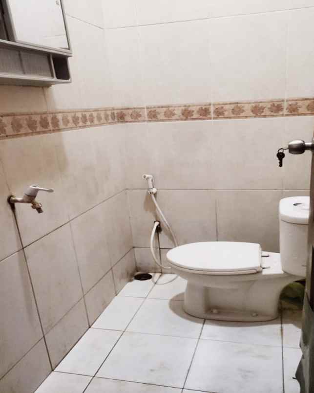 dijual rumah pondok pucung kec pondok