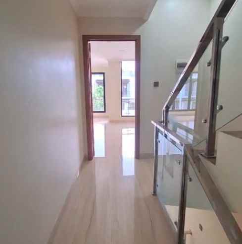 dijual rumah puri botanical