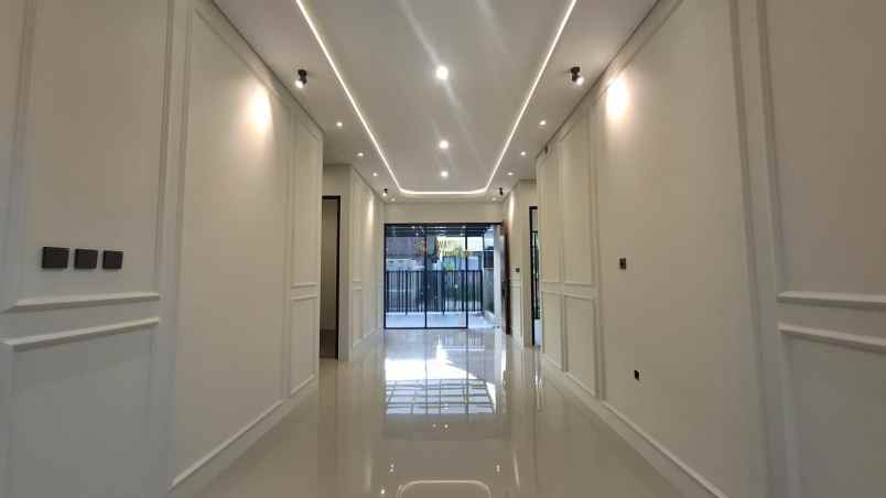 dijual rumah purwomartani