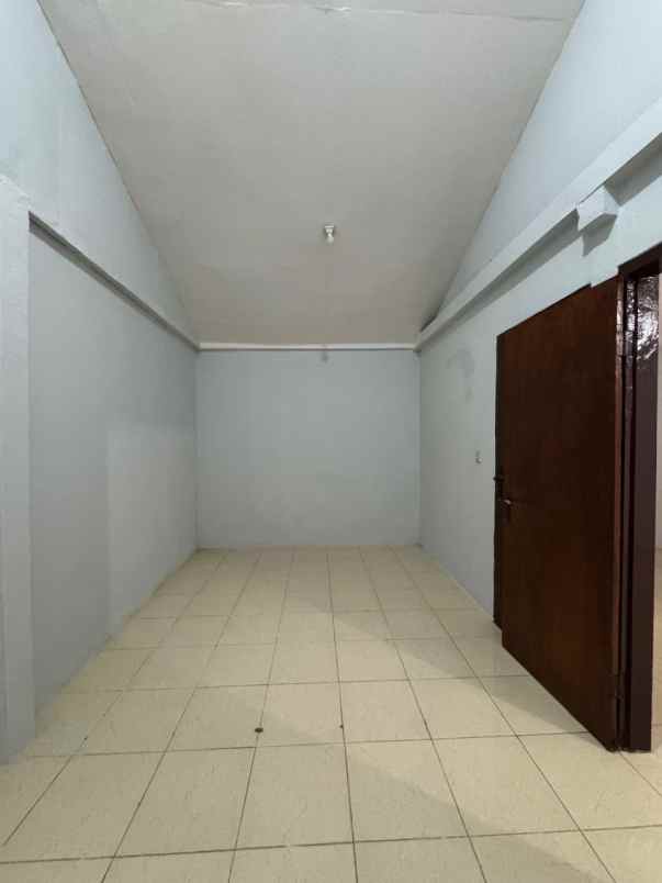 dijual rumah radio dalam
