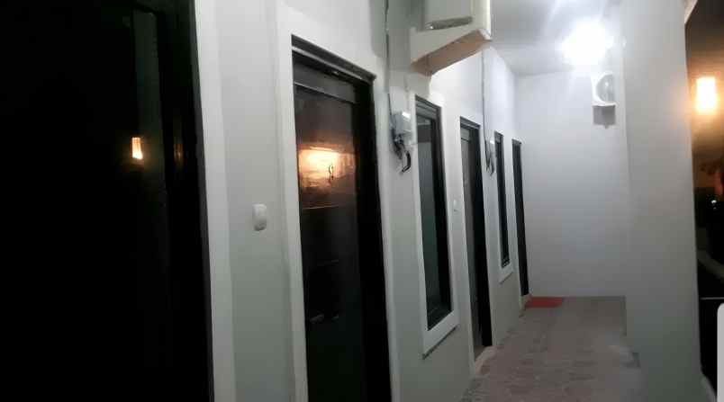 dijual rumah radio dalam