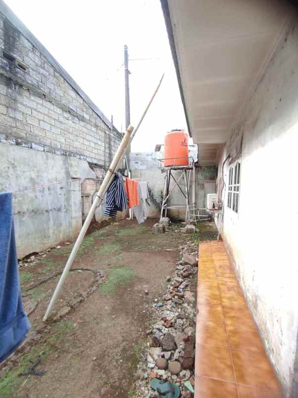 dijual rumah rangkapan jaya