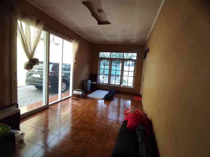 dijual rumah rangkapan jaya