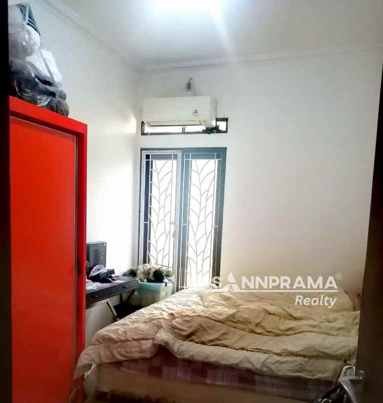 dijual rumah rangkapan jaya baru