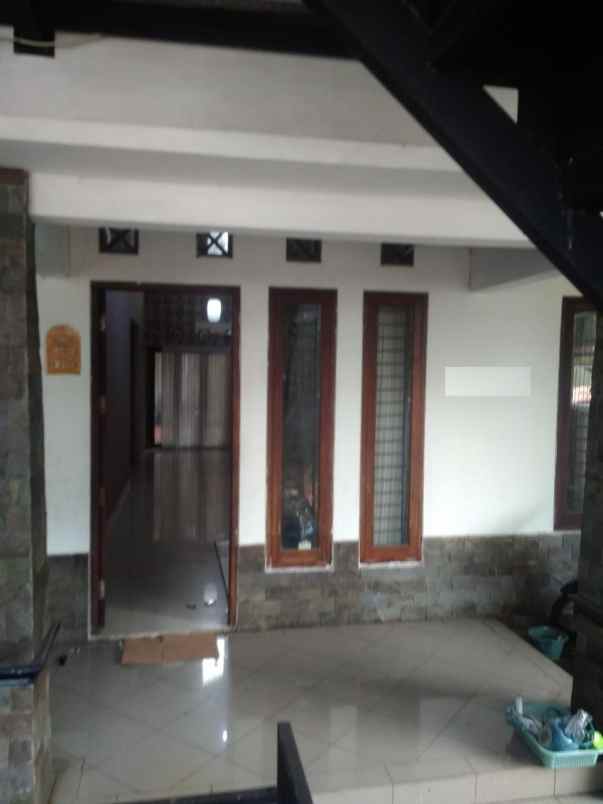dijual rumah rawa buntu serpong