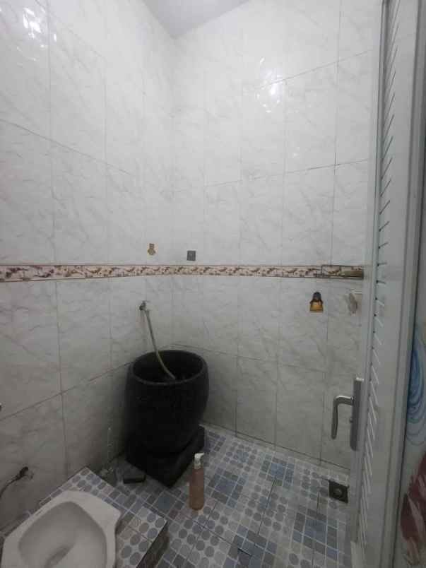 dijual rumah rawa kalong