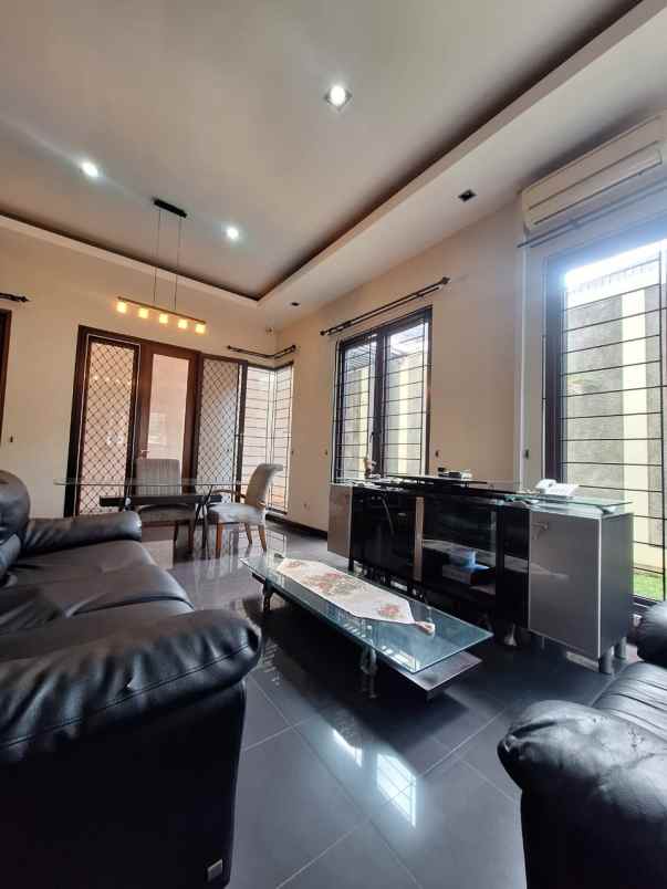 dijual rumah rawamangun jakarta timur