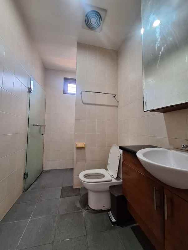 dijual rumah rawamangun jakarta timur