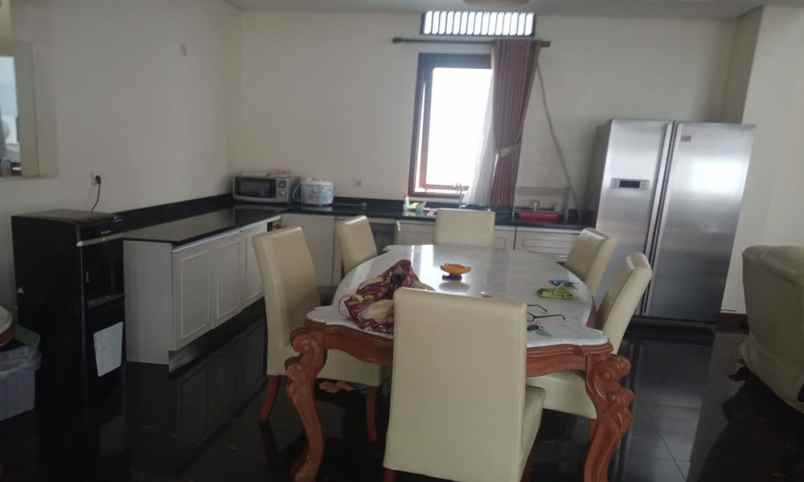 dijual rumah resort dago pakar