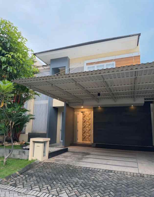 dijual rumah royal residence monticello