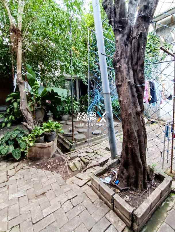 dijual rumah rungkut asri
