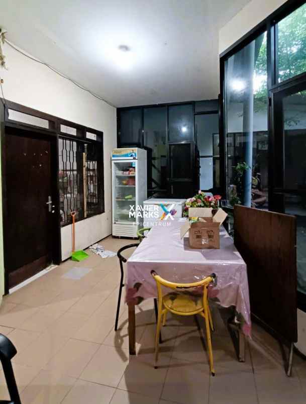 dijual rumah rungkut asri