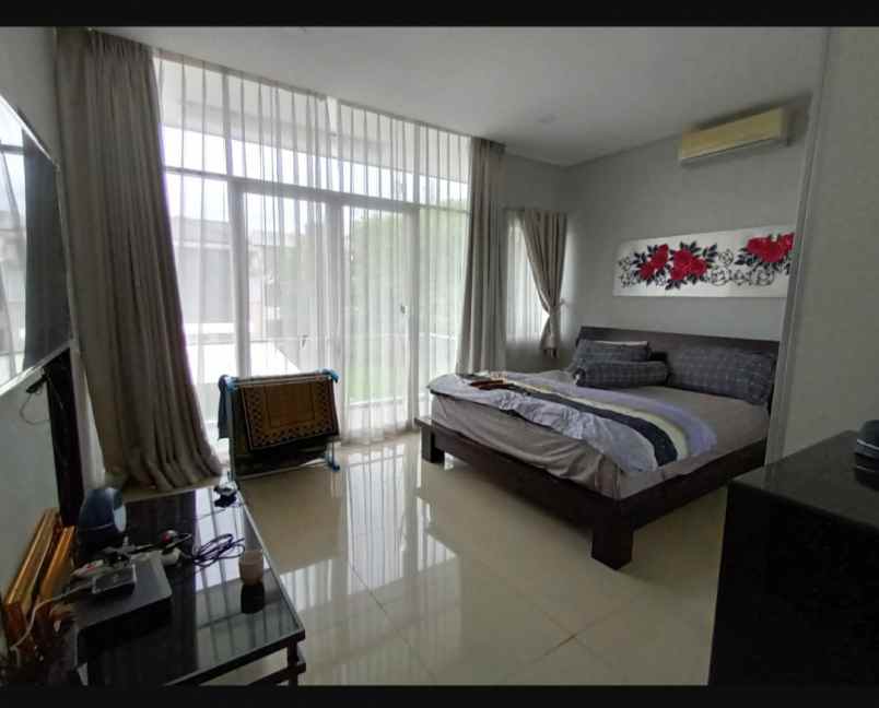 dijual rumah sarijadi