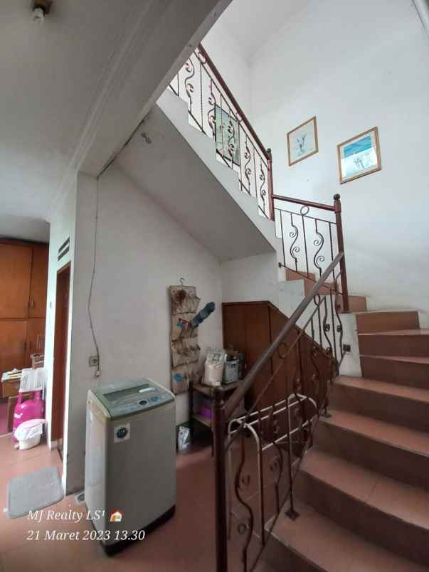 dijual rumah sayap riau bandung kota