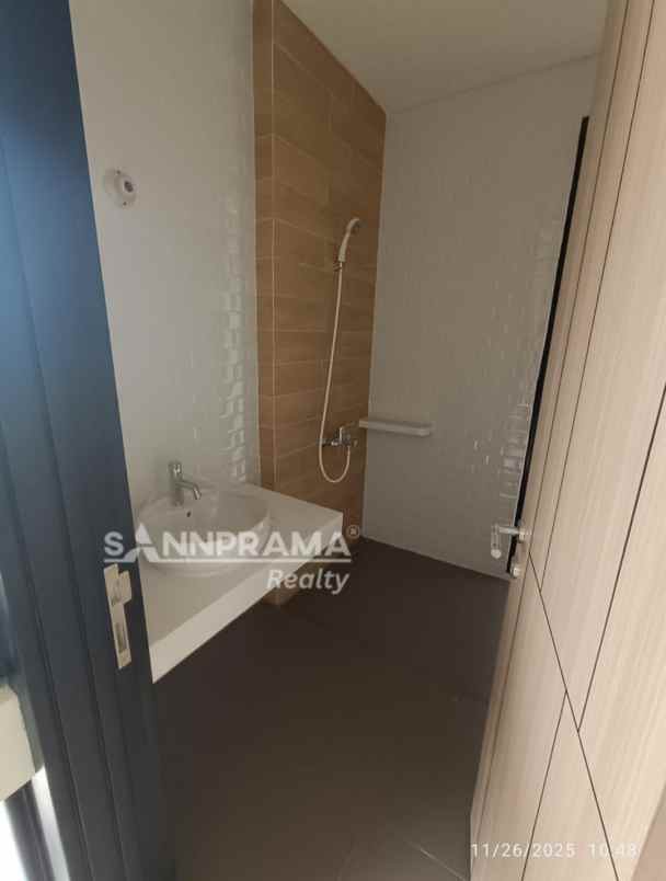 dijual rumah serua bojongsari depok