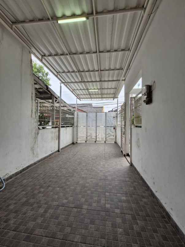 dijual rumah siap huni di komp sanggar hurip soeta