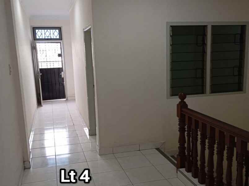 dijual rumah siap huni komplek villa makmur indah