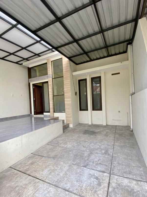 dijual rumah siap huni lokasi perumahan wagir malang