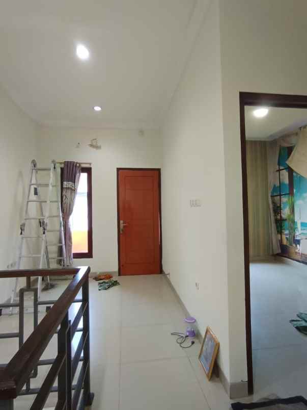 dijual rumah sunter