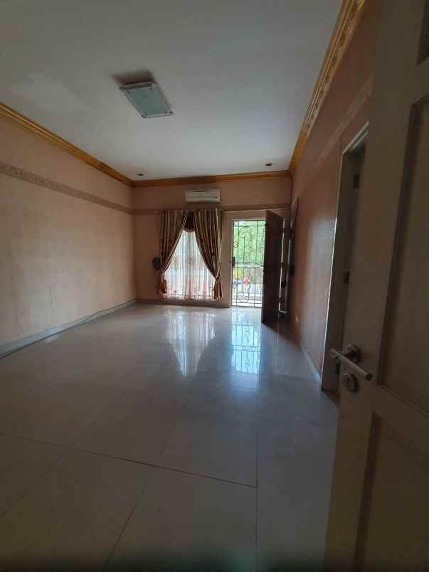 dijual rumah sunter bisma
