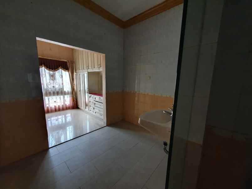 dijual rumah sunter bisma