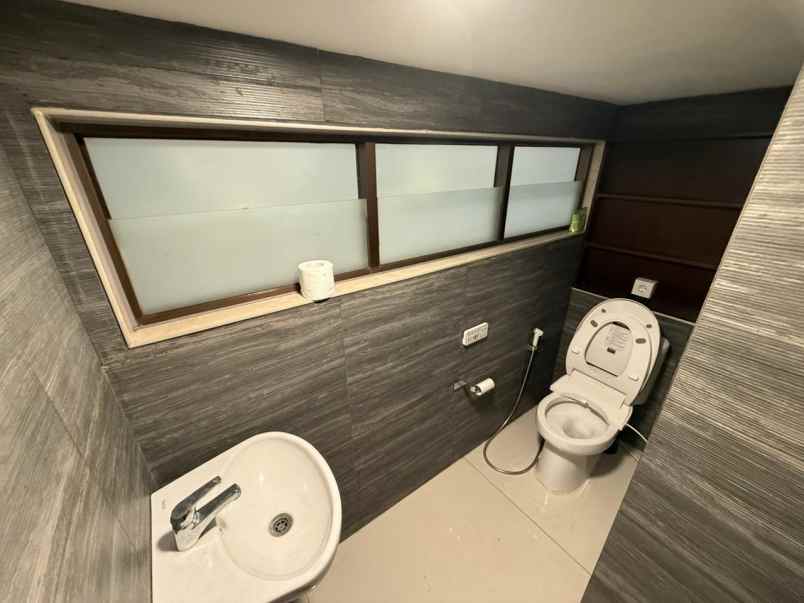 dijual rumah sunter danau indah