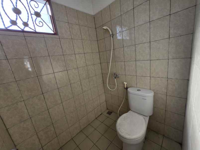 dijual rumah talaga bestari cluster fluora