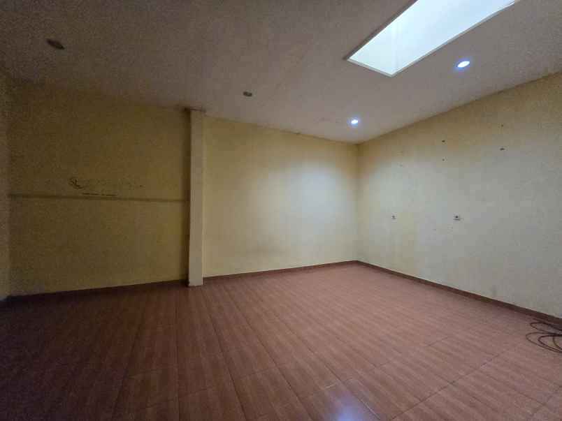 dijual rumah talaga bestari cluster fluora