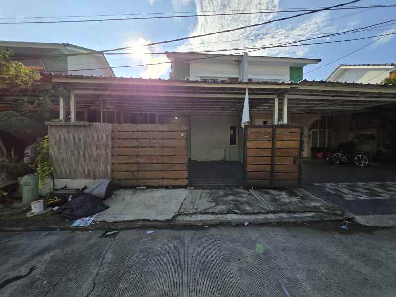 dijual rumah talaga bestari cluster fluora