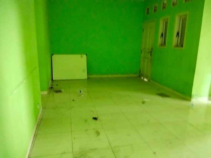 dijual rumah taman pinang indah