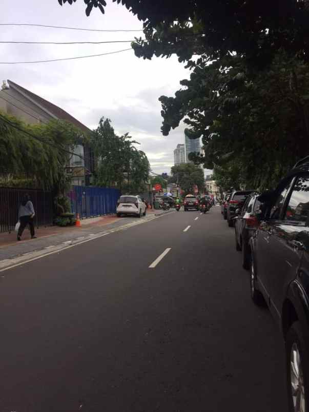 dijual rumah taman setiabudi