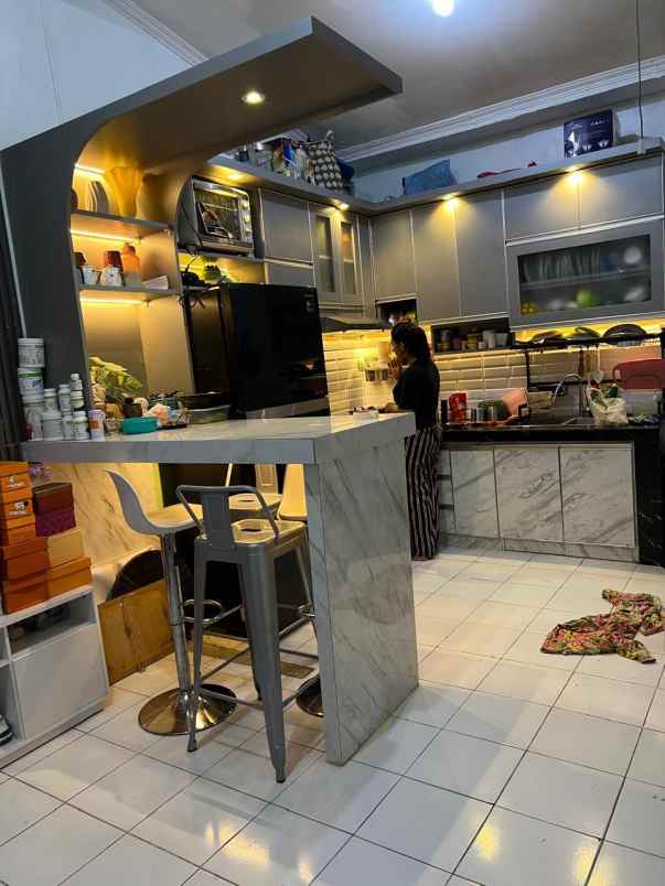 dijual rumah telaga mas duta harapan