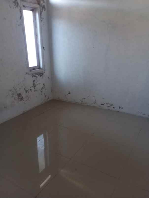 dijual rumah tonjong