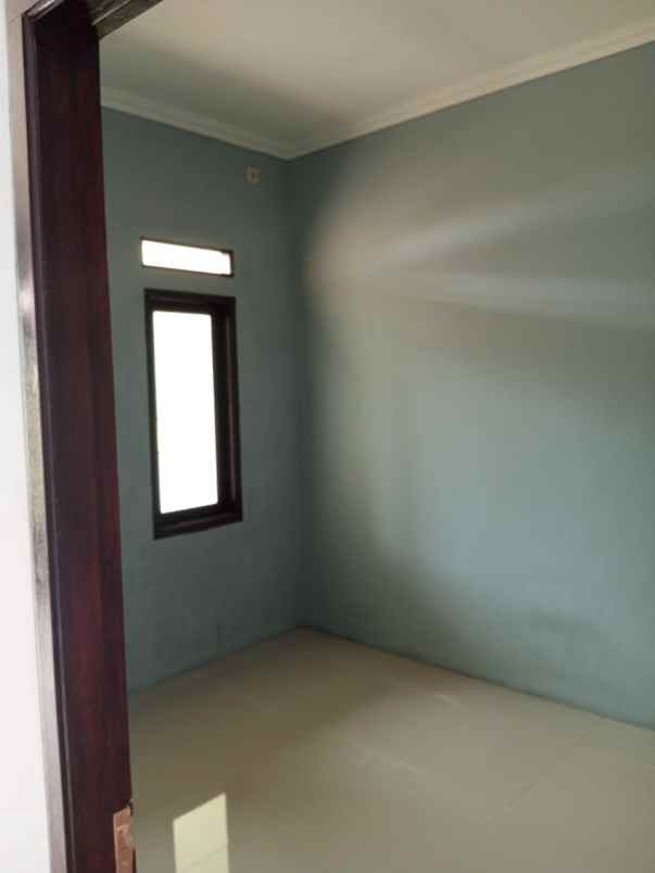 dijual rumah ulujami