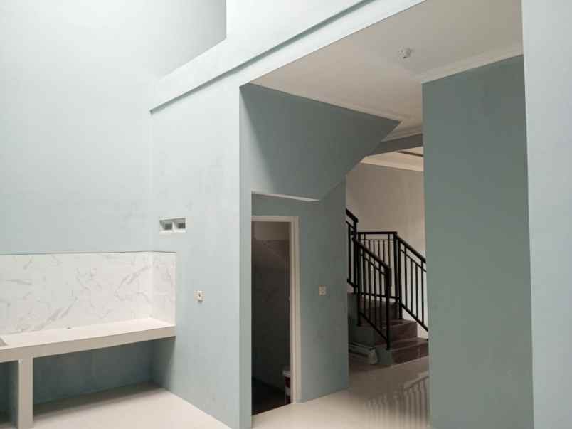 dijual rumah ulujami