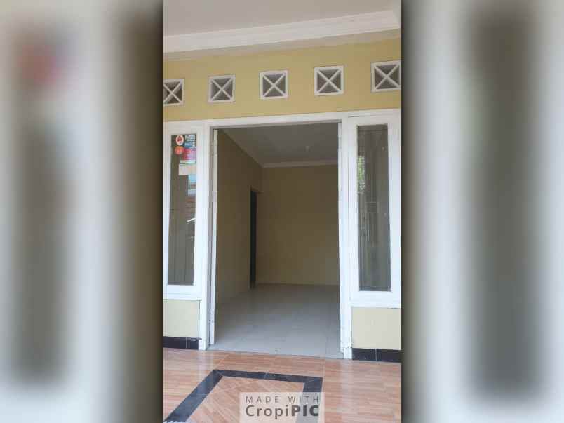 dijual rumah vila gading harapan