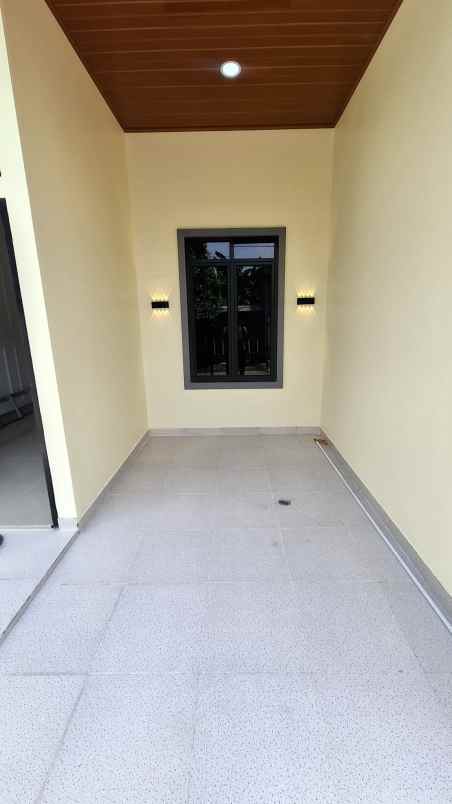 dijual rumah villa gading harapan bekasi