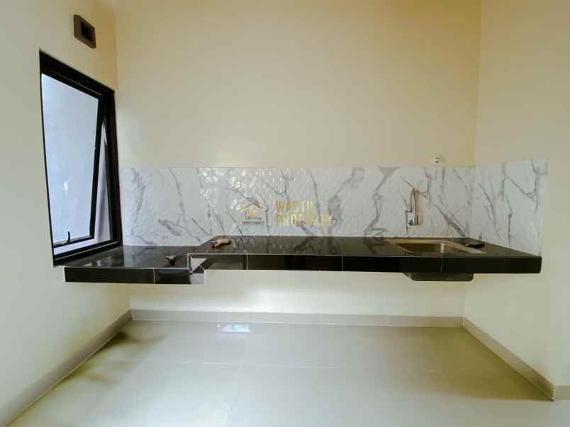 dijual rumah wedomartani ngemplak