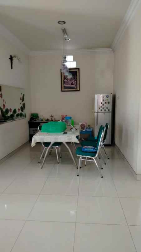 dijual rumah wisma ratu 5 jatimakmur