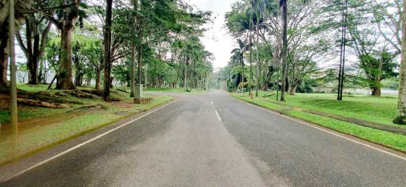 dijual tanah bukit golf