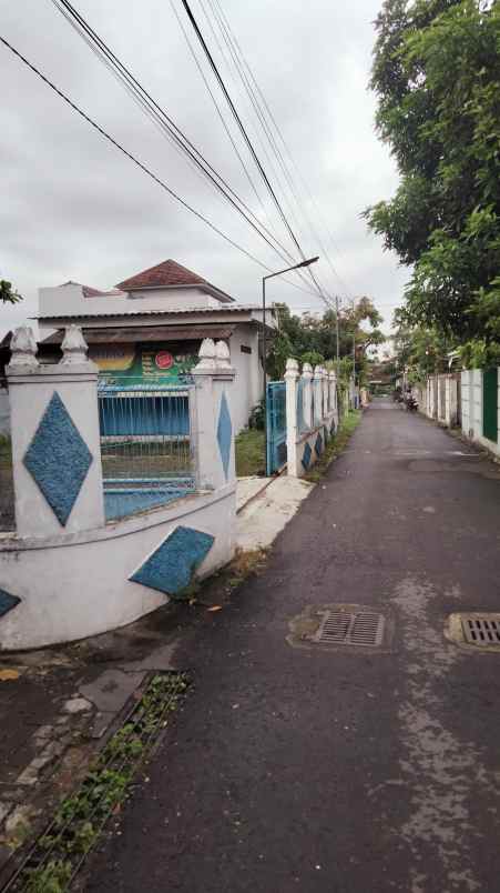 dijual tanah gg rambutan no 363