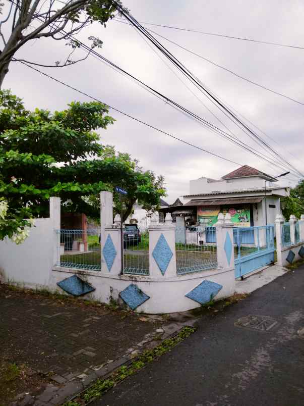 dijual tanah gg rambutan no 363