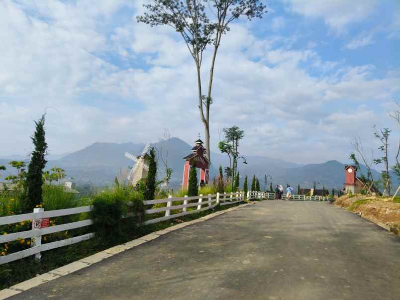 dijual tanah jalan raya puncak dua