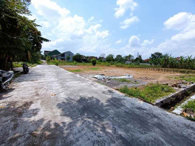 dijual tanah jl anggrek wedomartani