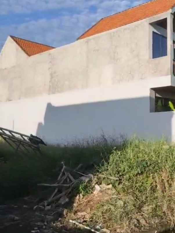 dijual tanah pantai nyanyi