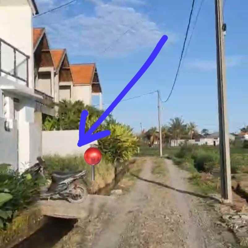 dijual tanah pantai nyanyi