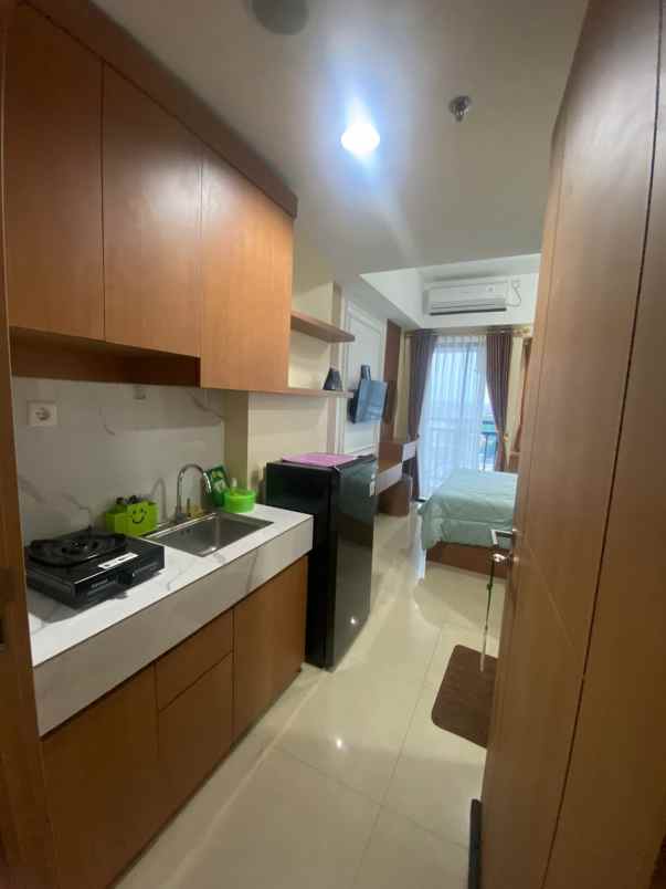 dijual unit apartemen jakarta living star